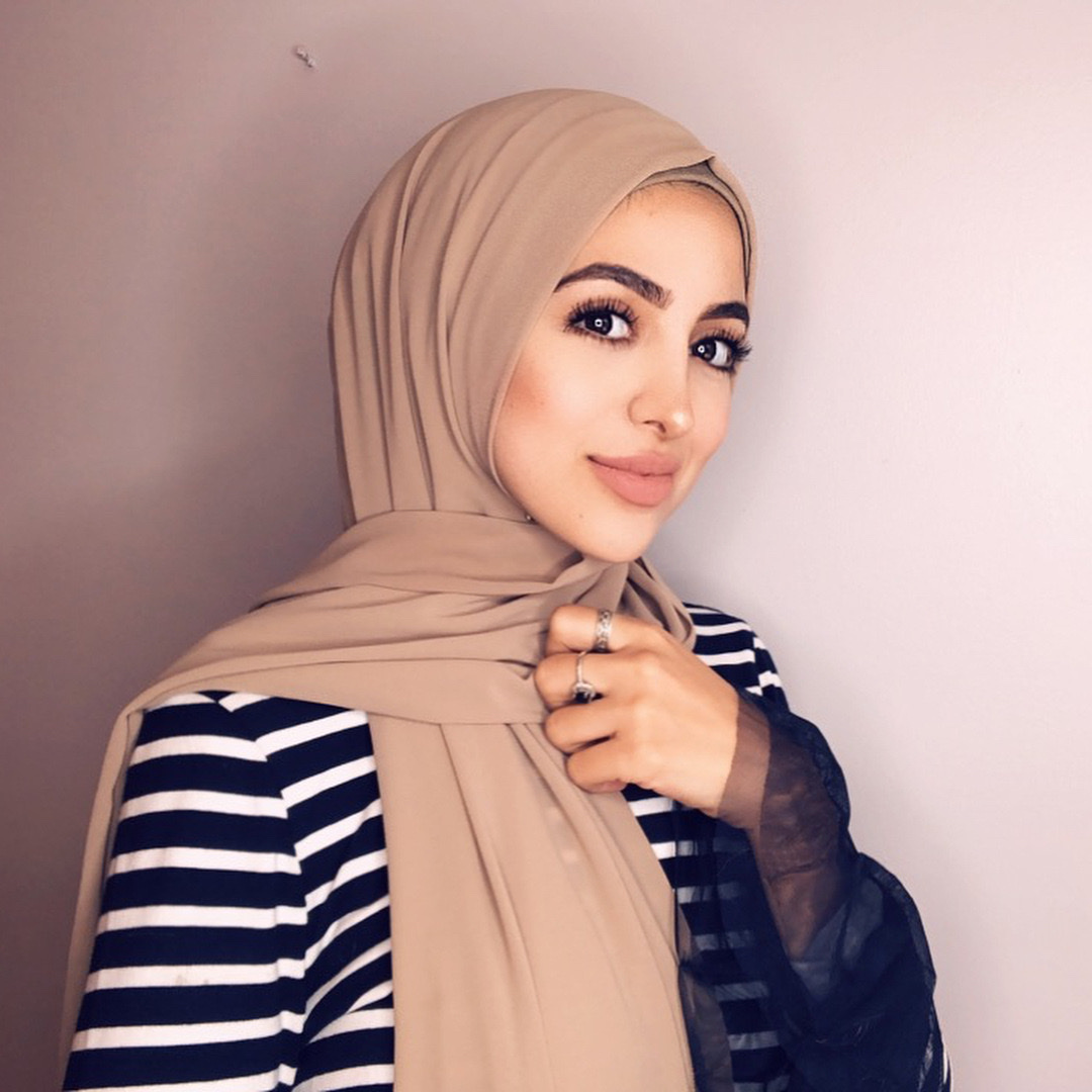 New single-color pleated pearl chiffon headscarf, solid-color natural pleated breathable women's headscarf wholesale details Picture