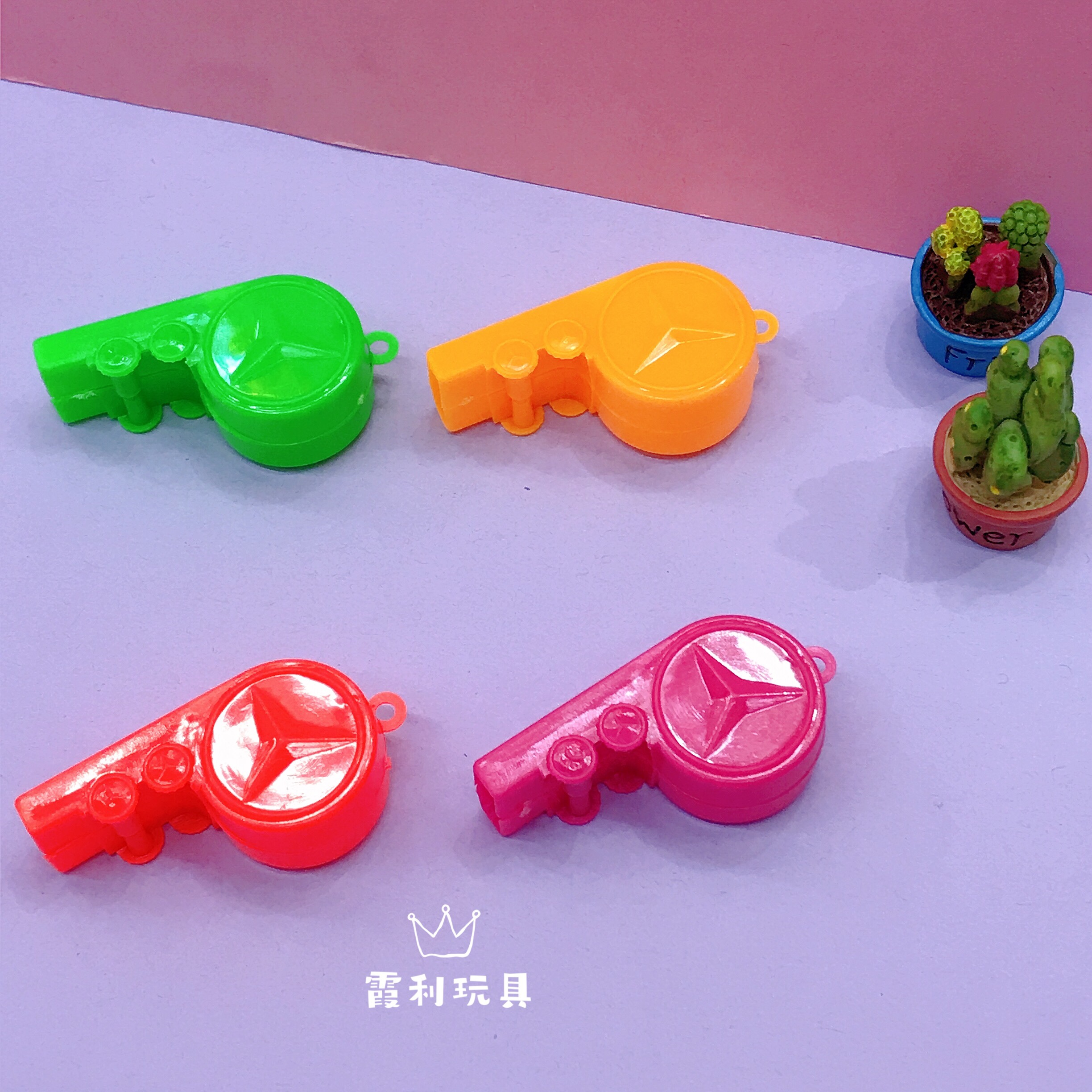 Champion Whistle Children's Plastic Toy giveaway Gacha Party details Picture