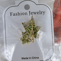 Maple leaf painted water collar pin