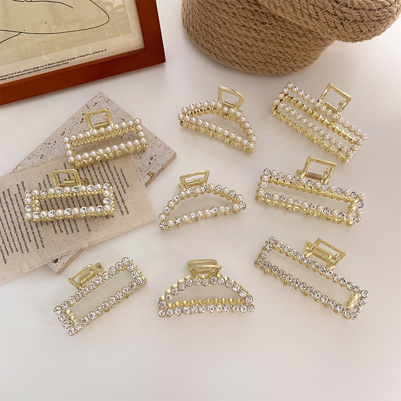 Metal hair clip Large Korean elegant temperament shark clip Pearl hair clip back head influencer hair clip