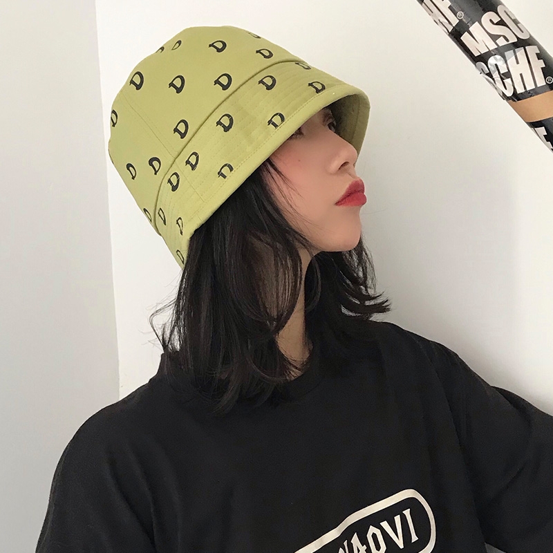 Bucket hat 07