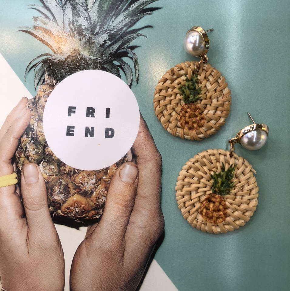 The Internet version of the fashion trend sister's essential single product coffee color poruo bamboo woven metal earrings