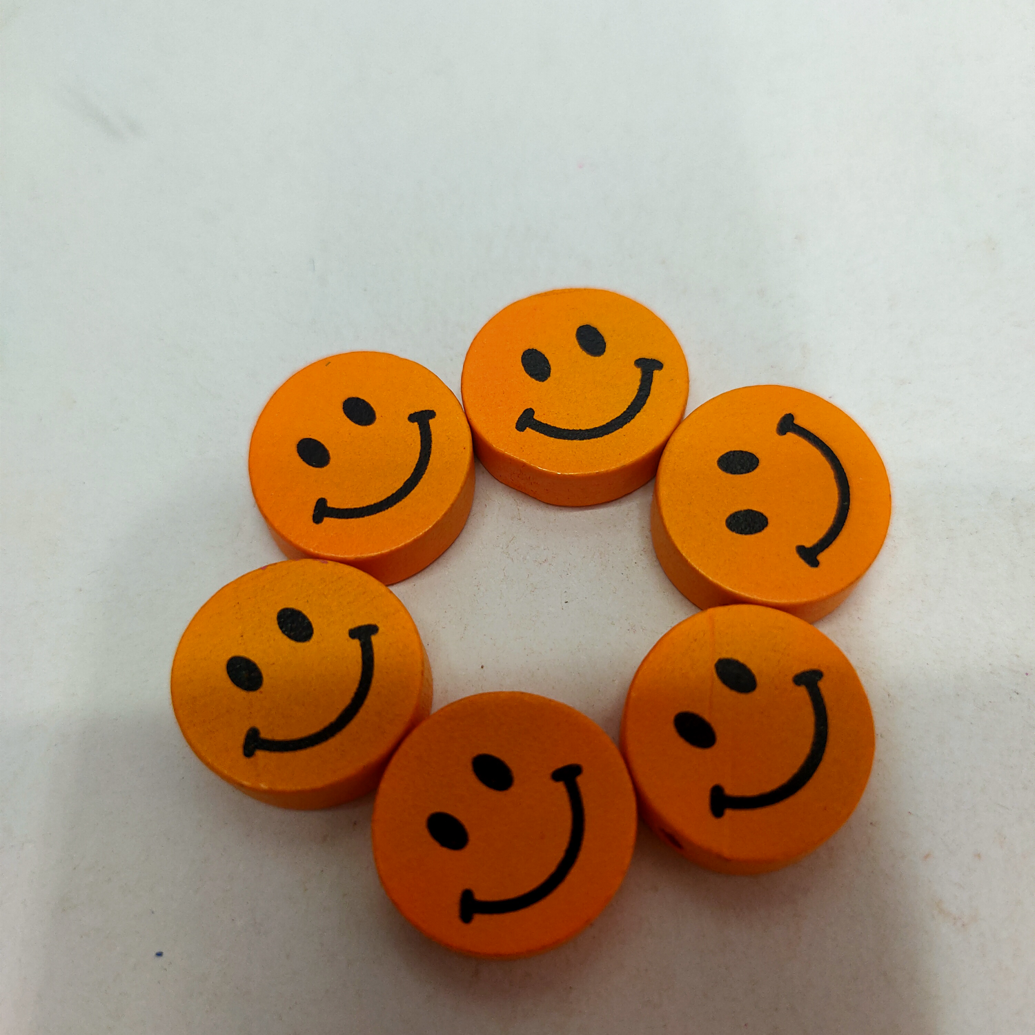Manufacturers direct sales of wooden accessories wafer smiley orange