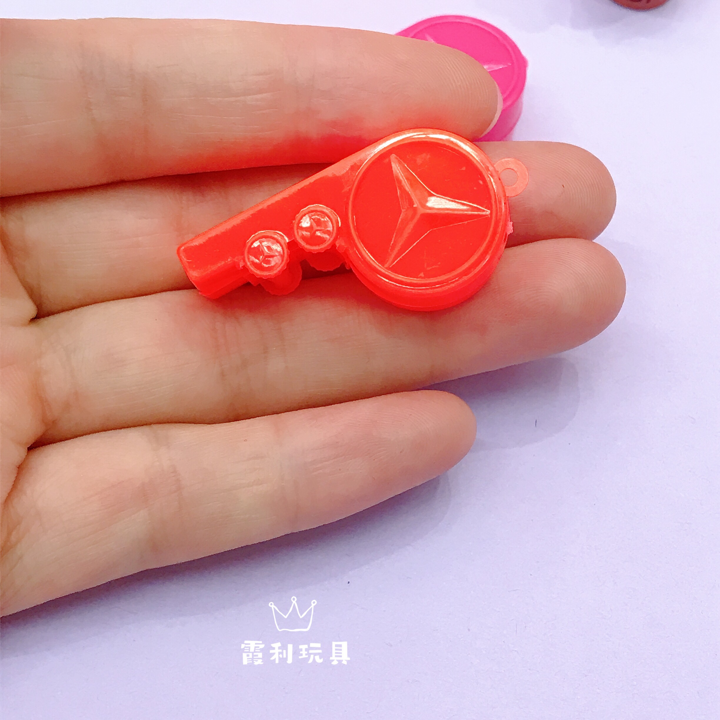 Champion Whistle Children's Plastic Toy giveaway Gacha Party Specification image