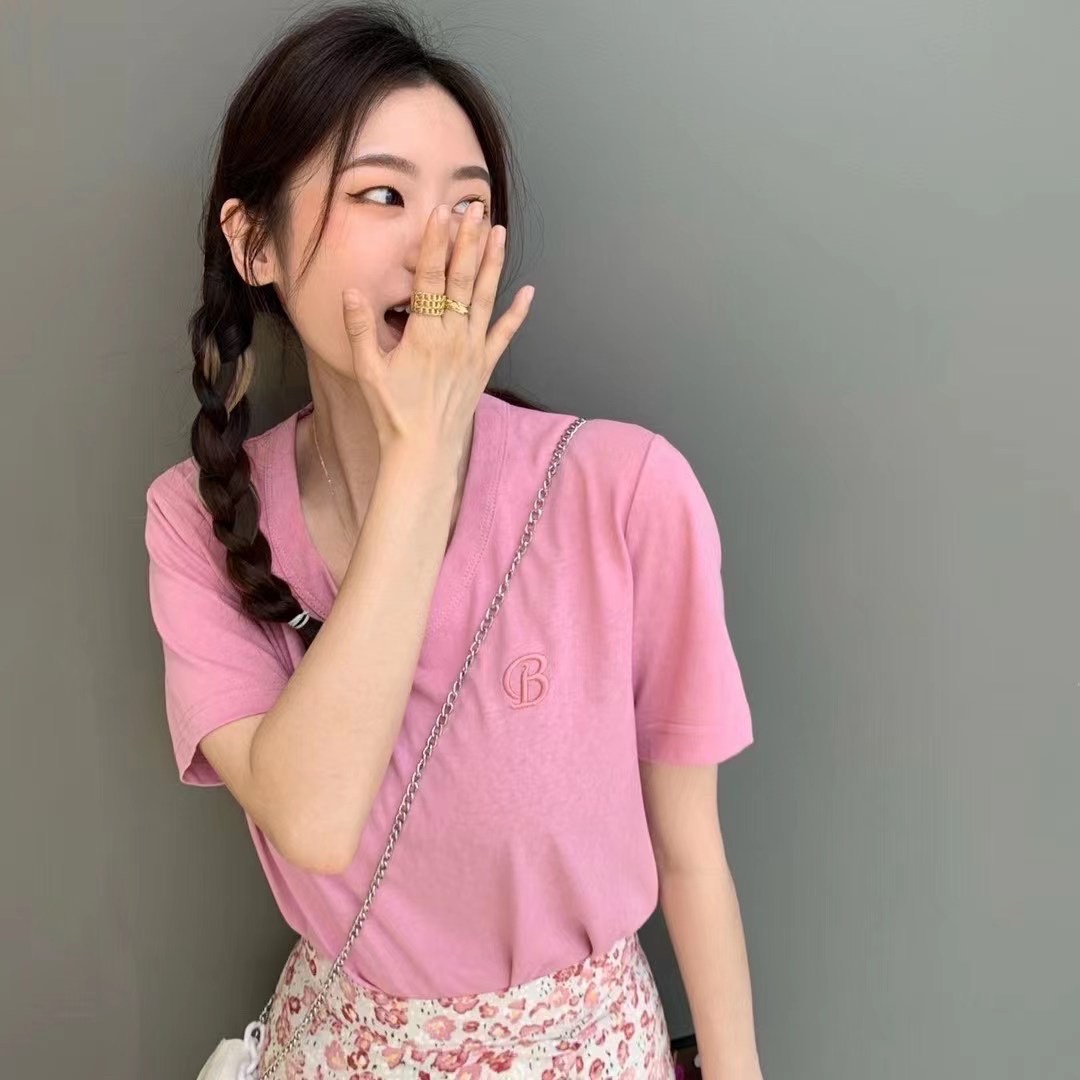 V Pink T-shirt