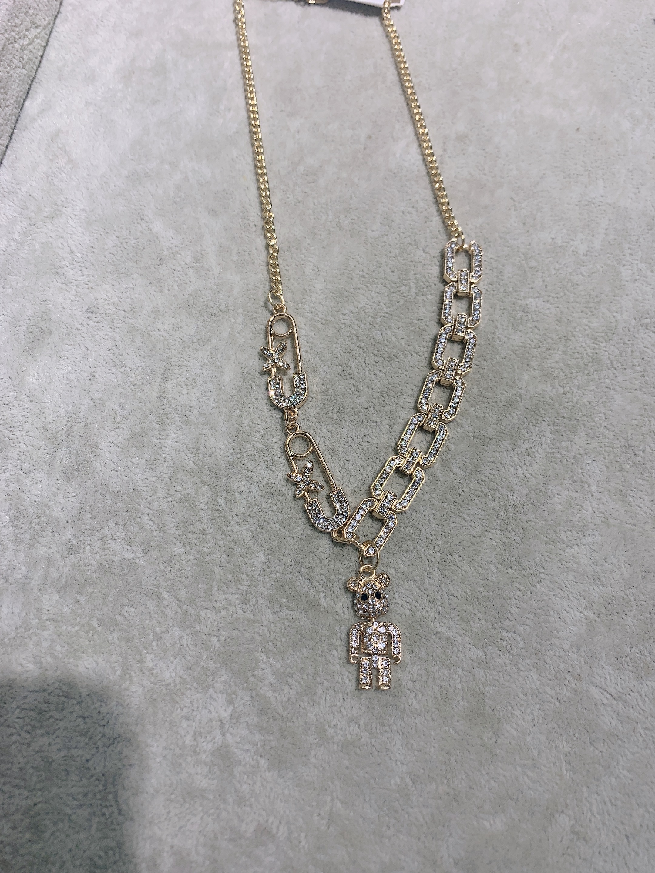New bear metal necklace pendant, female hip-hop cool collarbone chain, couple sweater chain, high-end, niche and cold style detail image 2