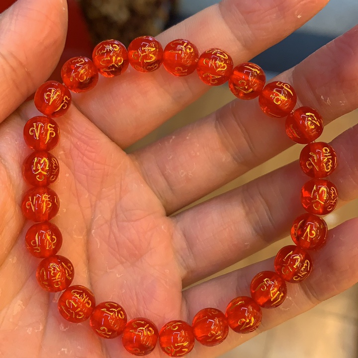 8-millimeter red six-character hand beads