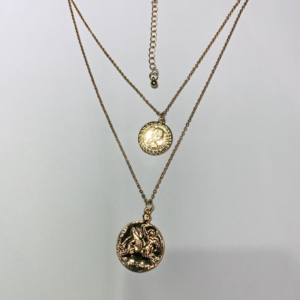 欧版时尚潮流服饰