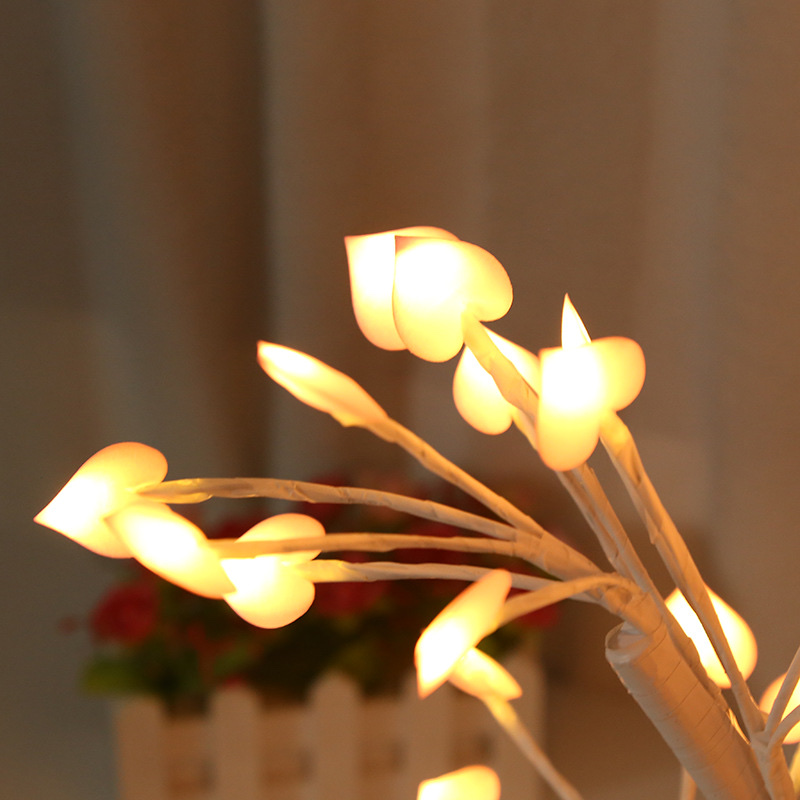 Desk lamp, heart-shaped atmosphere decoration, illuminated small tree, InS-style LED renovation, dormitory background, small night cross-border fabric heart, warm white Specification image