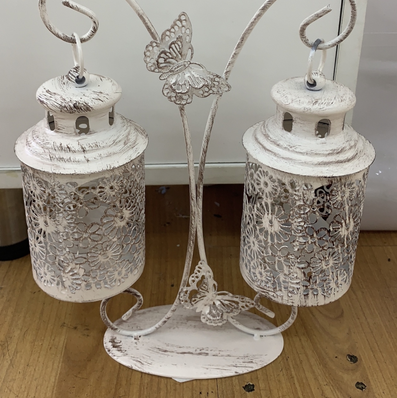 Creative two-position lampshade iron art candle holder Metal decoration candle holder Nordic rhomboid candle holder decorative home decoration Xinxing technology thumbnail
