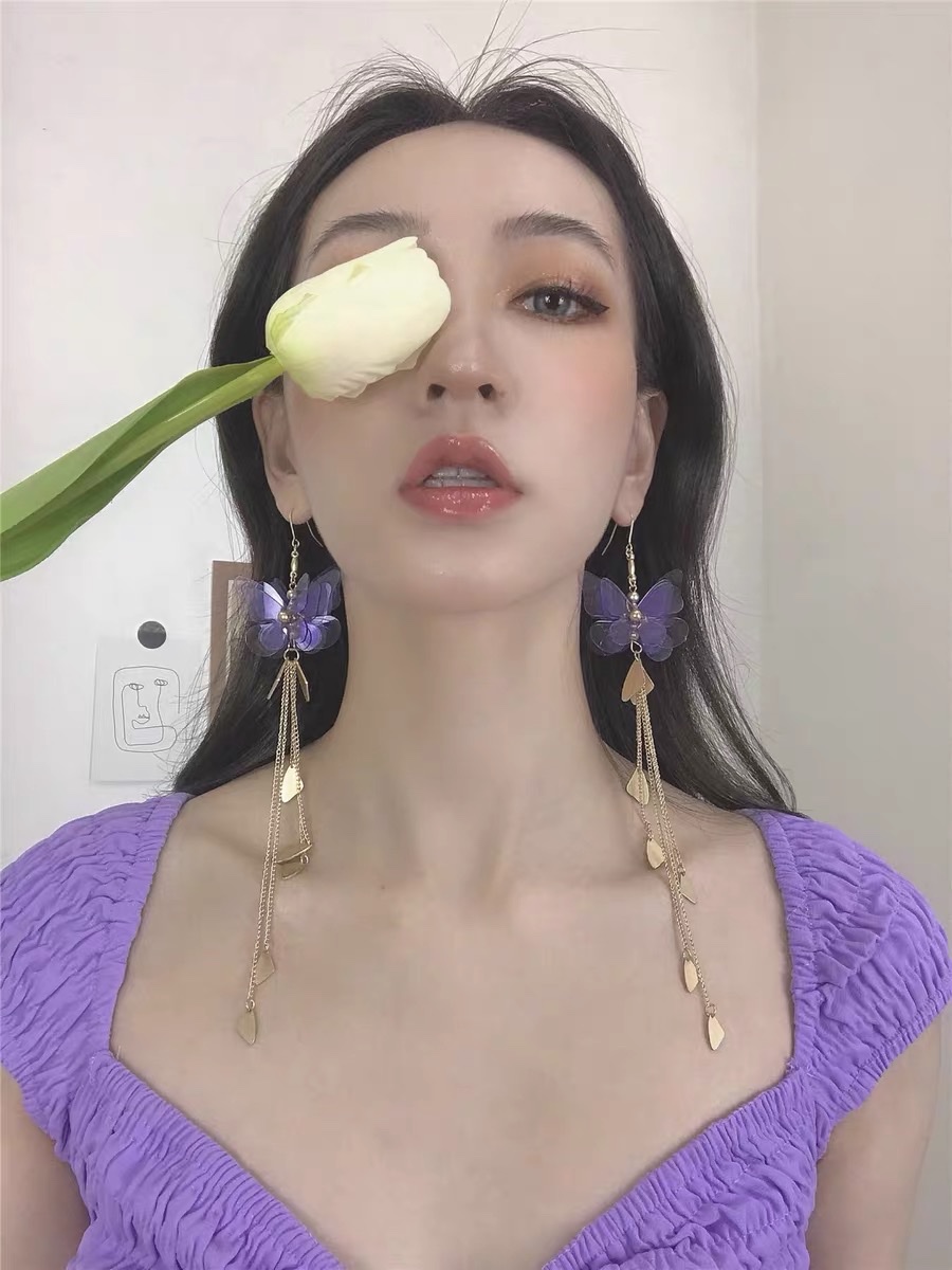 salt Forest style, super fairy-like, three-dimensional transparent butterfly, super long tassel earrings, exaggerated ear hooks, earrings for women Application Scenario