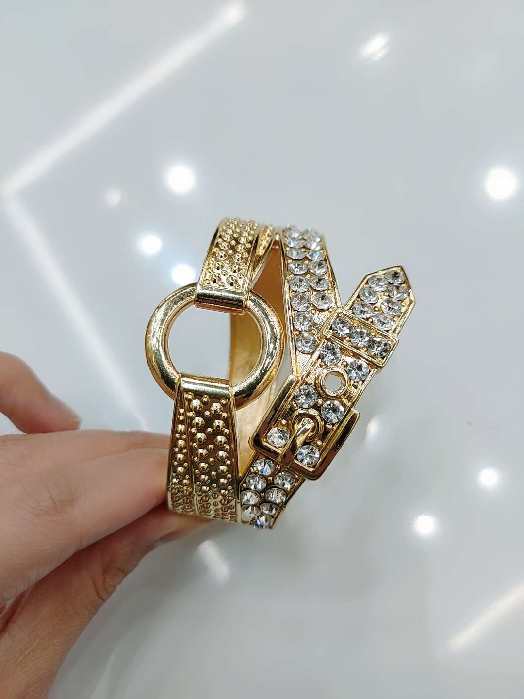 Japanese and Korean exaggerated bracelet, bright one-line wide edge symmetrical open bracelet, alloy bracelet with dot diamonds details Picture