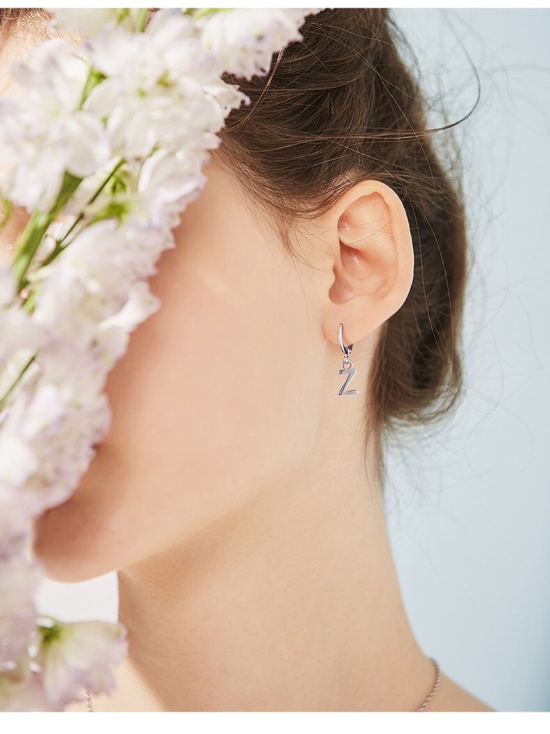 الأقراط المصنوعة من صلب التيتانيوم ذات الأقراط المكررة بالكورية Application Scenario