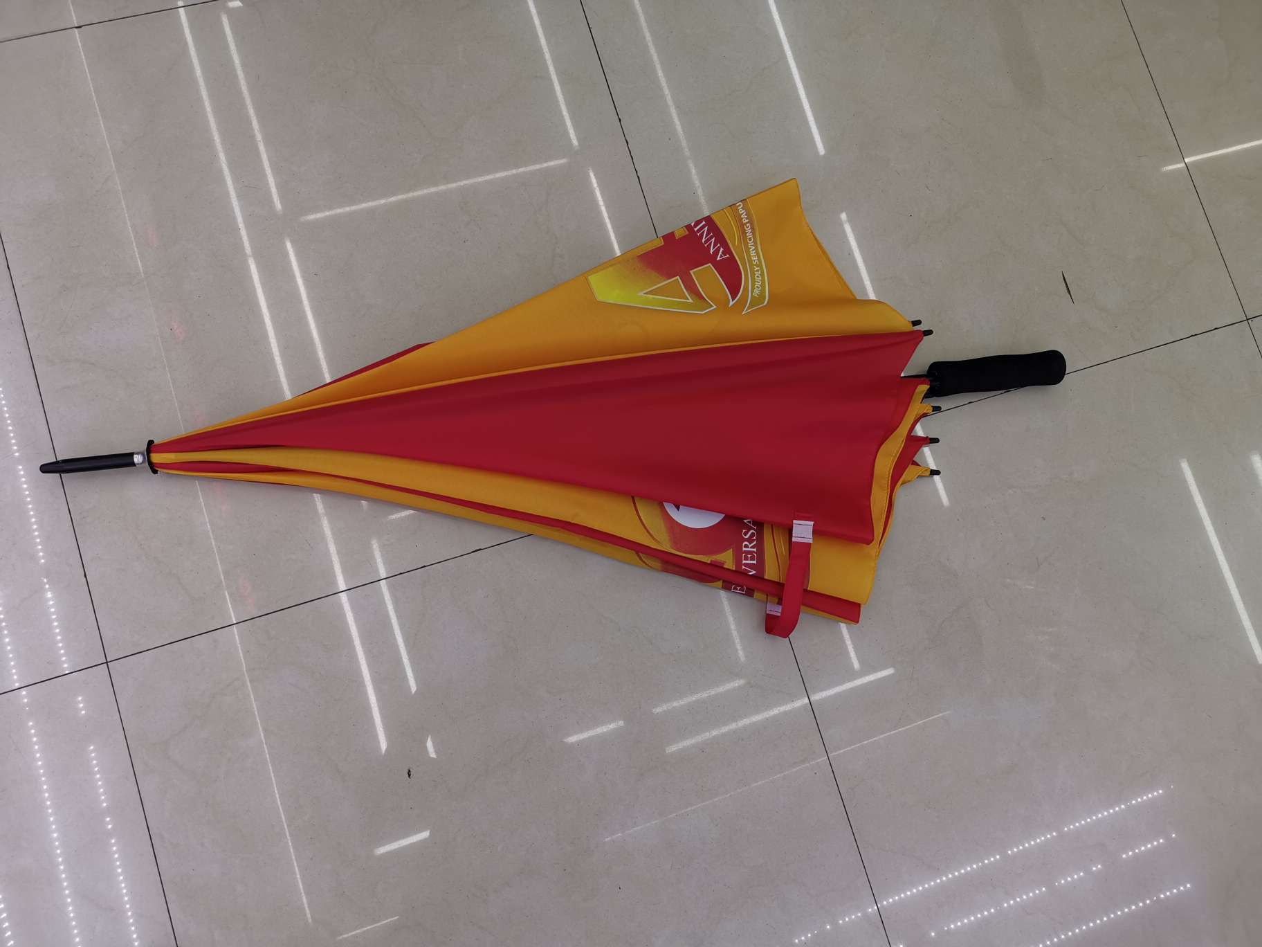 Factory direct sales of all kinds of advertising umbrellas and custom umbrellas Application Scenario