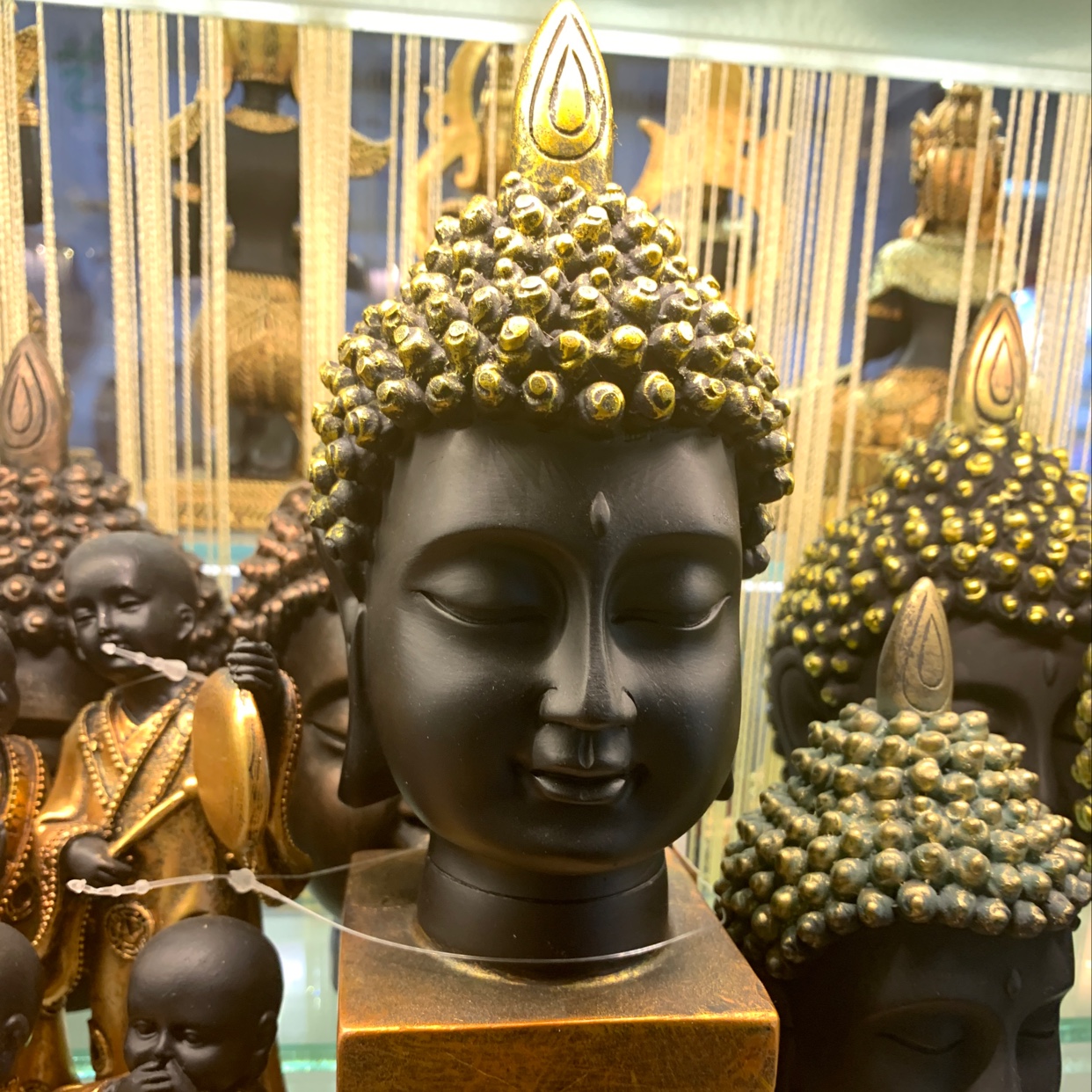 Resin handicraft
