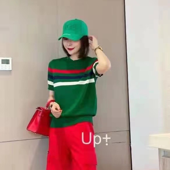 Knitted top 1