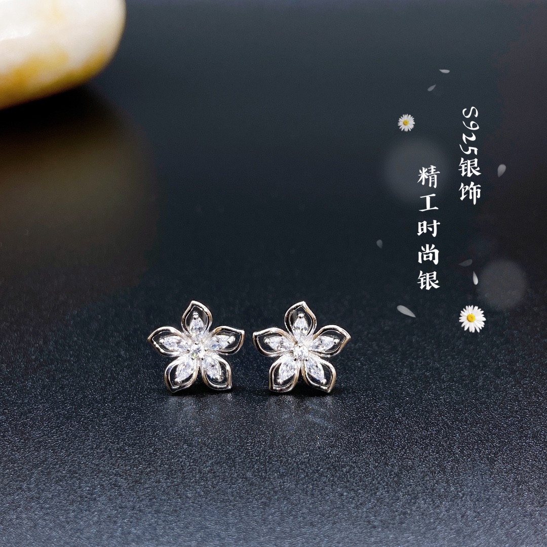 s925 Sterling Silver Stud Earrings!! 55
