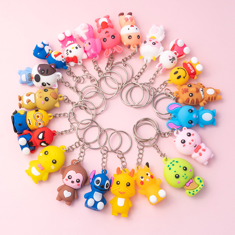 钥匙链圈环可爱创意  书包包圈环挂饰 卡通动漫生肖公仔 厂家直销