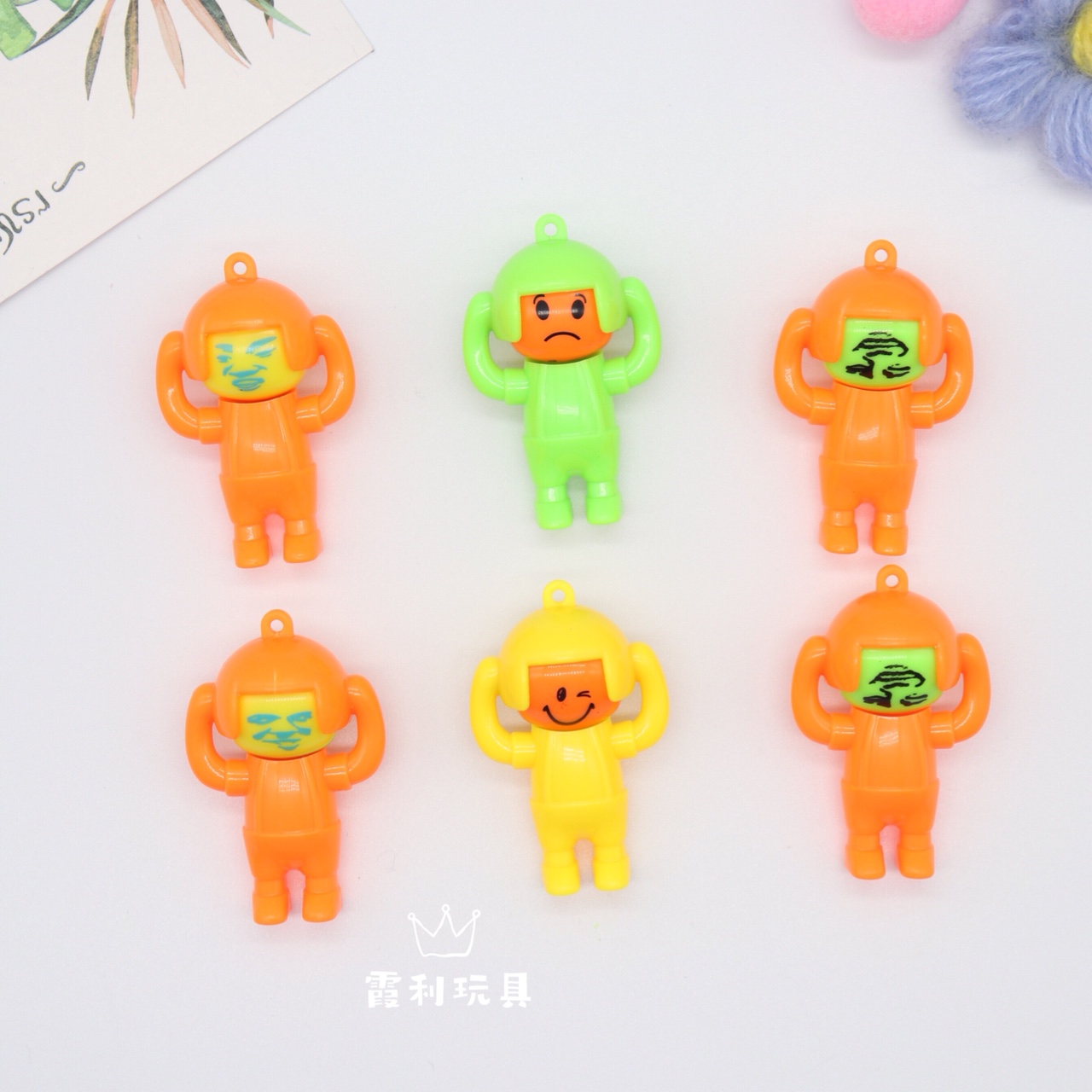 Mini face-changing man children's plastic toy gift Gashapon
