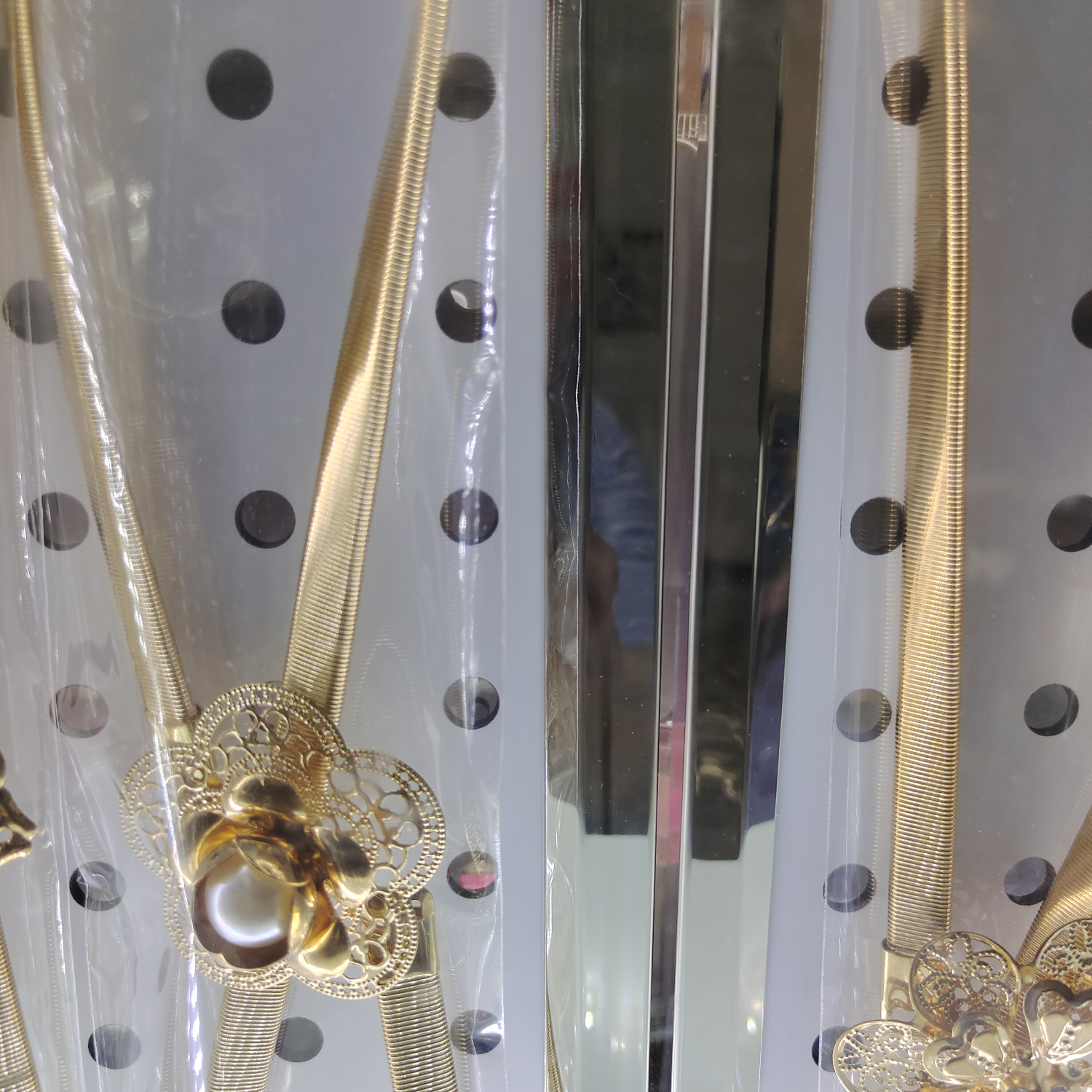 y36 golden metal rhinestone pearl leaf buckle spring elastic band, paired with a thin waist chain belt for pants, is trendy for women