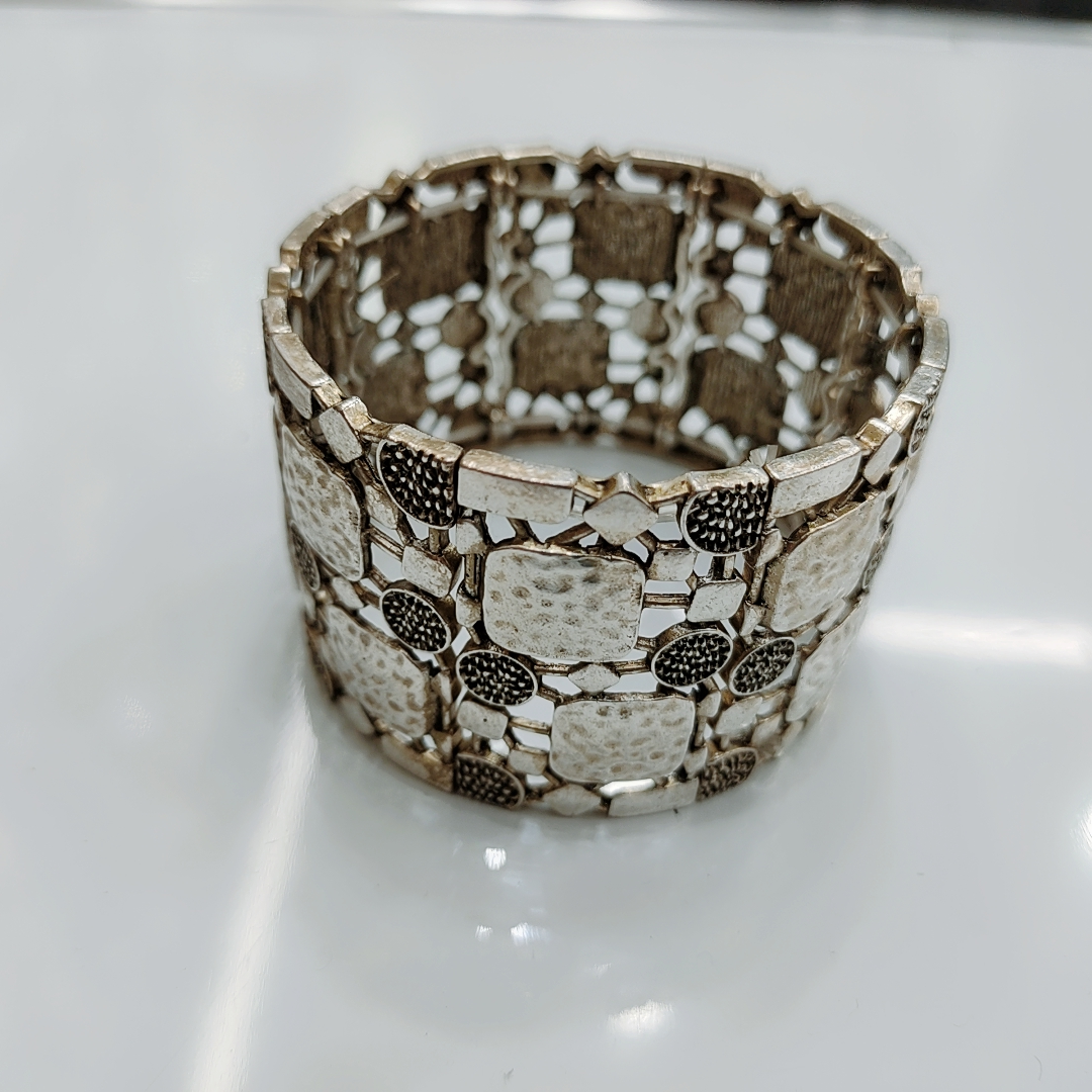 Foreign trade accessories Europe and the United States high-grade niche elastic women's bracelet accessories simple retro personality bracelet thumbnail