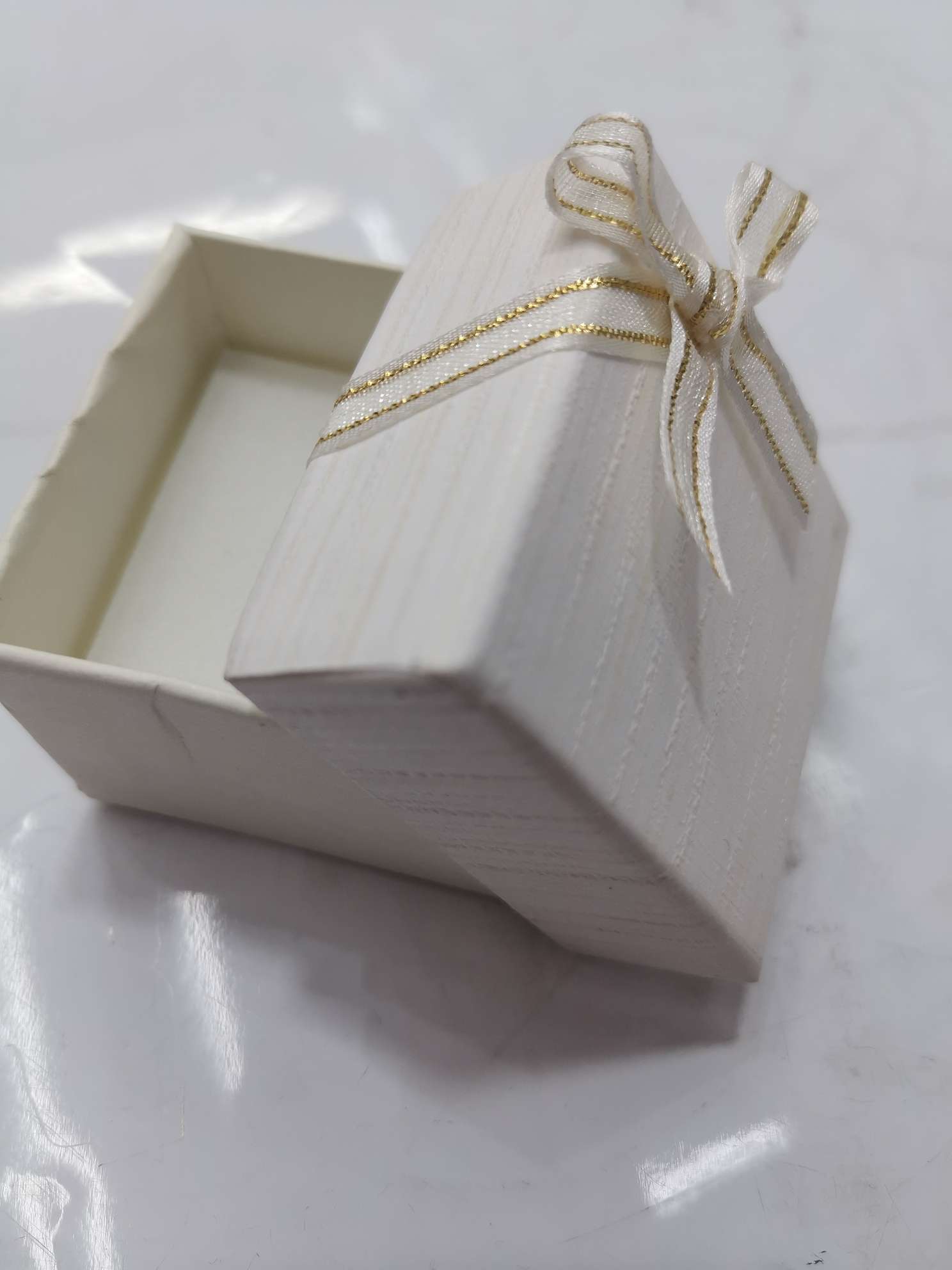 蝴蝶结戒指盒27白底实物图