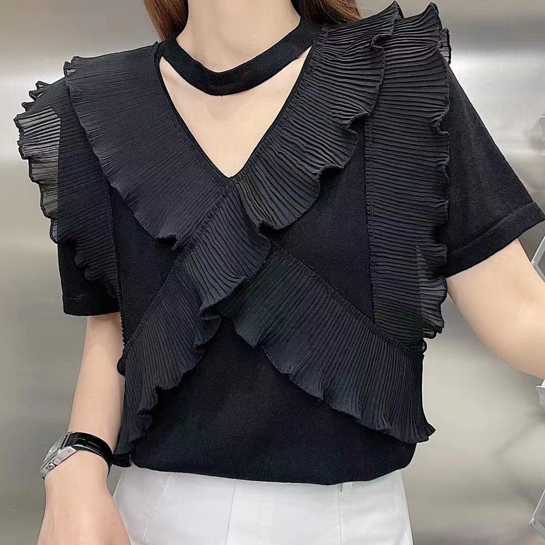 Knitted top black V