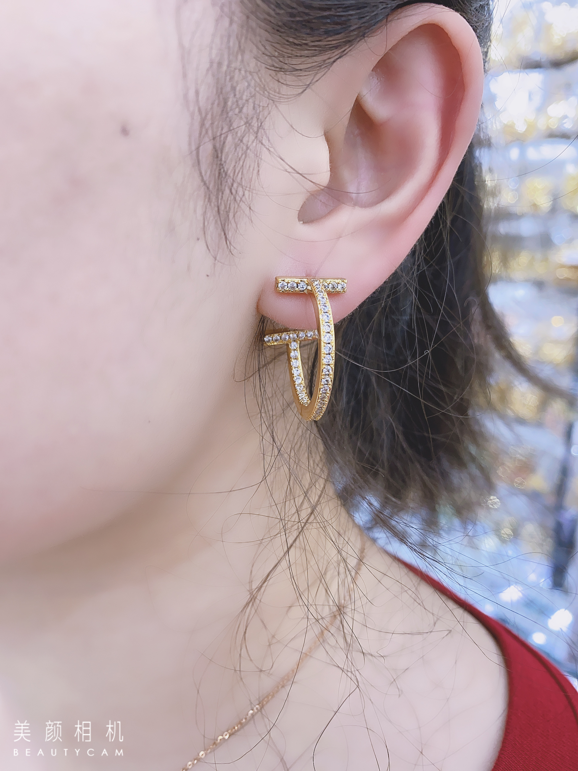 Белые сережки из циркона Specification image