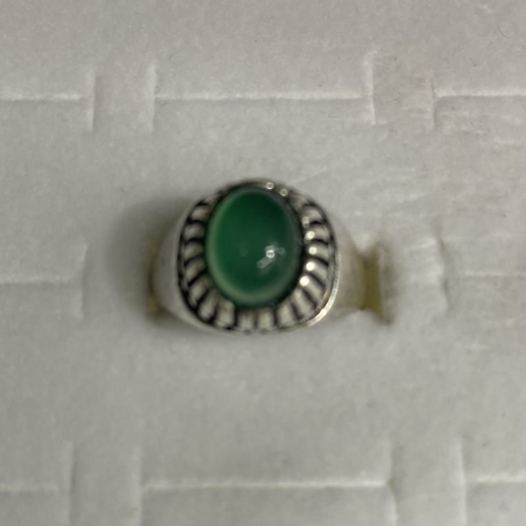 Electric antique silver 8x10 green jade marrow mimic antique pop fashion ladies ring