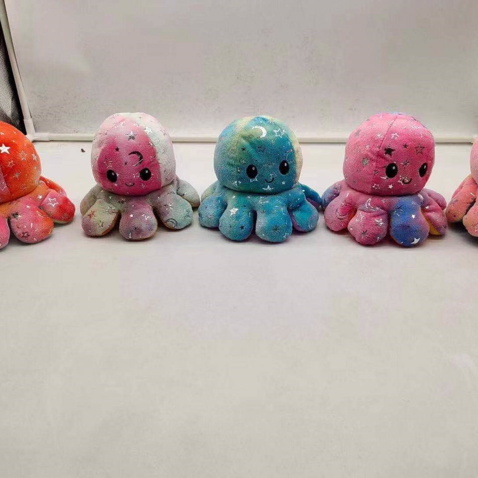 Pulpo cielo estrellado estampado peluche pulpo colorido juguete visionario 01