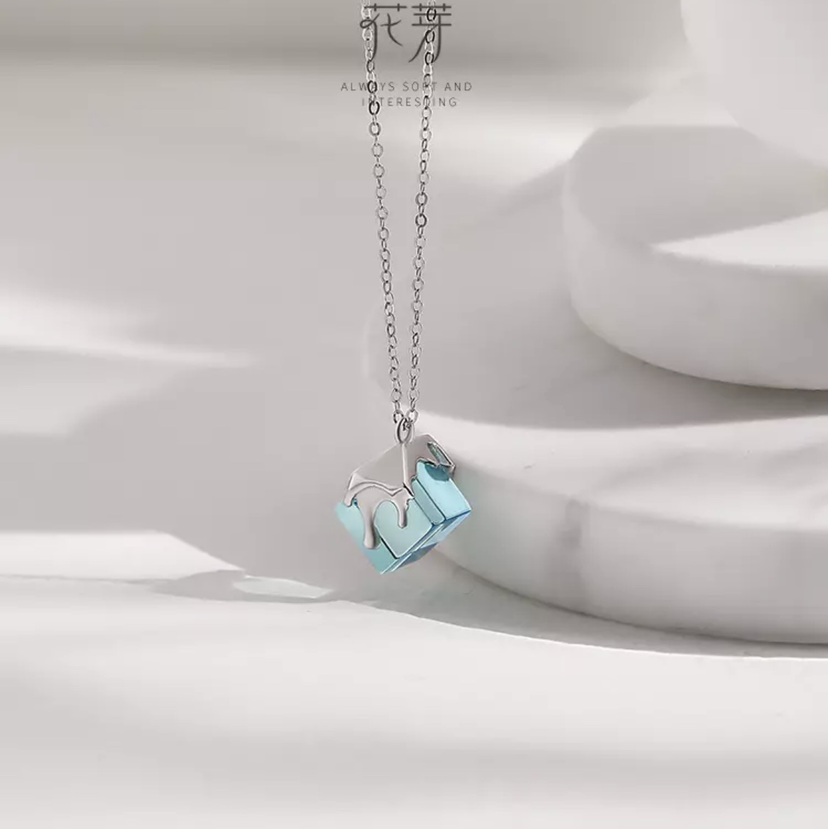 Ice melt necklace
