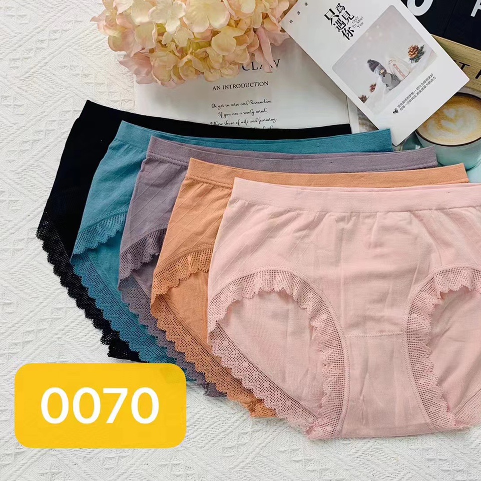 0070 hot pants for women