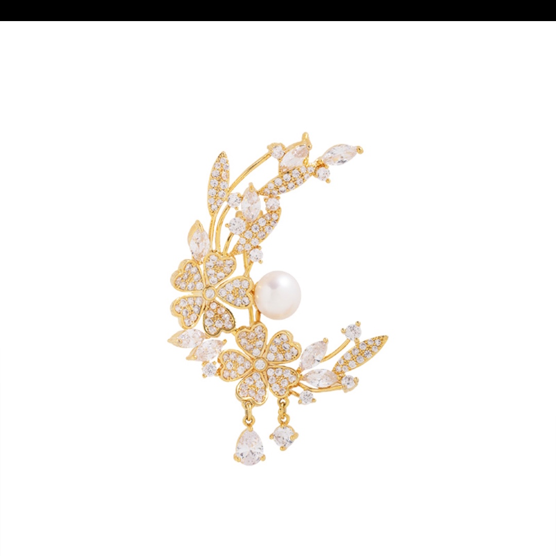Moon brooch