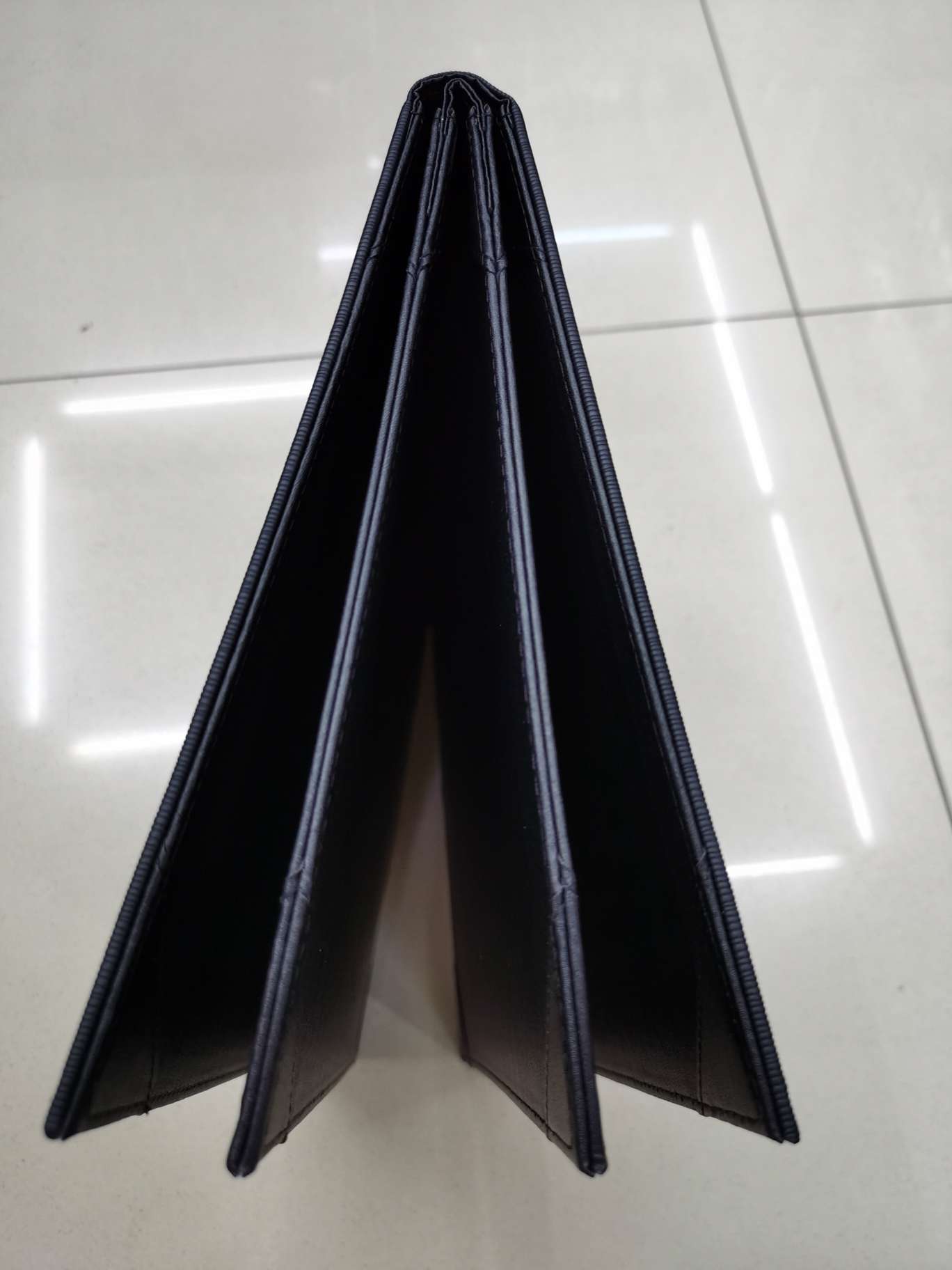 翻页式菜单本 寿司本 签约本 斜角菜谱 PU本子白底实物图