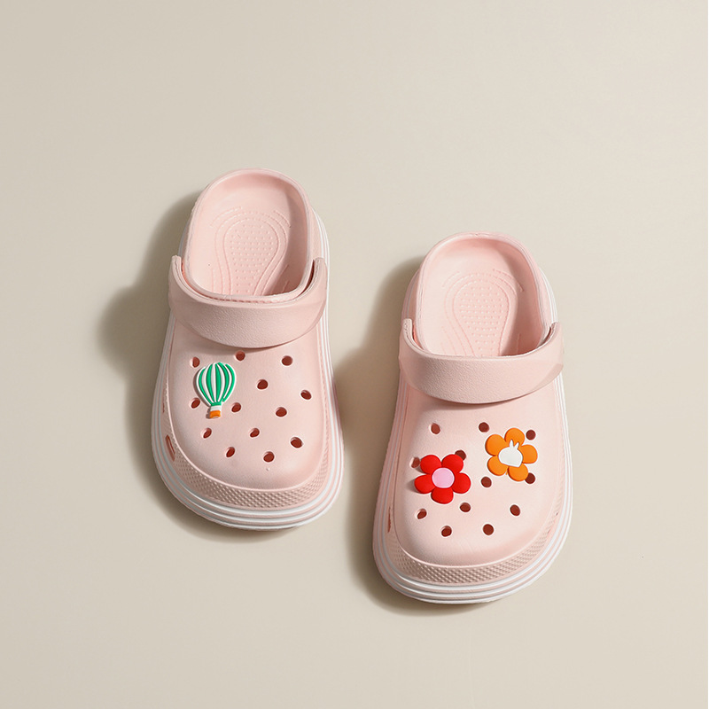 The cute little flower-shaped big-headed flip-flops for women on Instagram, the 2021 summer new anti-slip flip-top beach sandals are trendy