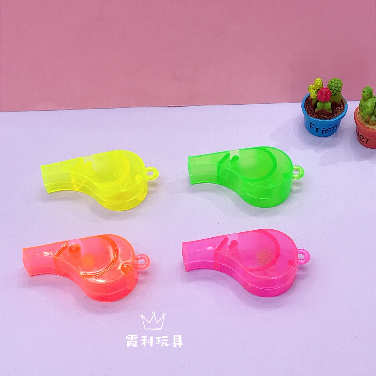 Transparent whistle, children's plastic toy, cheering gift, gashapon party