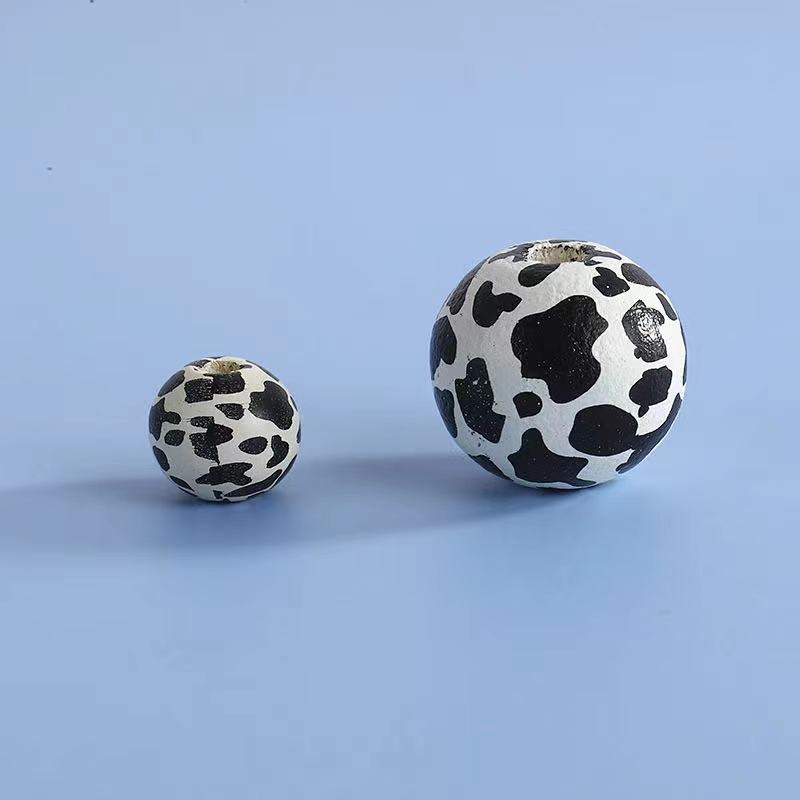 diy printed black and white pattern beads detail image 3