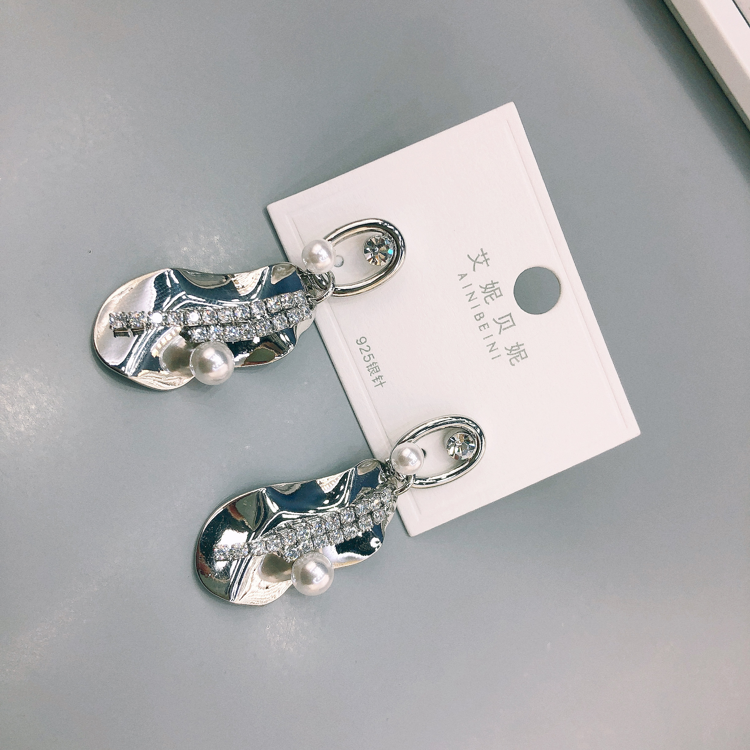 新款气质时尚百搭银针不过敏显脸瘦耳环女耳饰品耳钉巴洛克欧美白底实物图