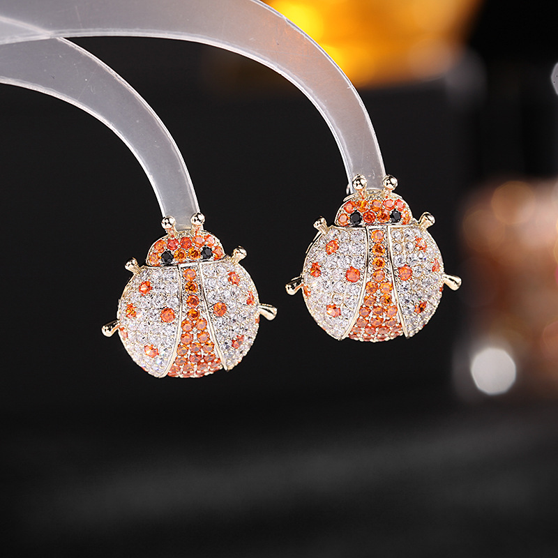 Cross-border European and American fashion, individual and high-end style earrings, colorful zircon earrings, golden heavy metal beetle insect stud earrings Specification image