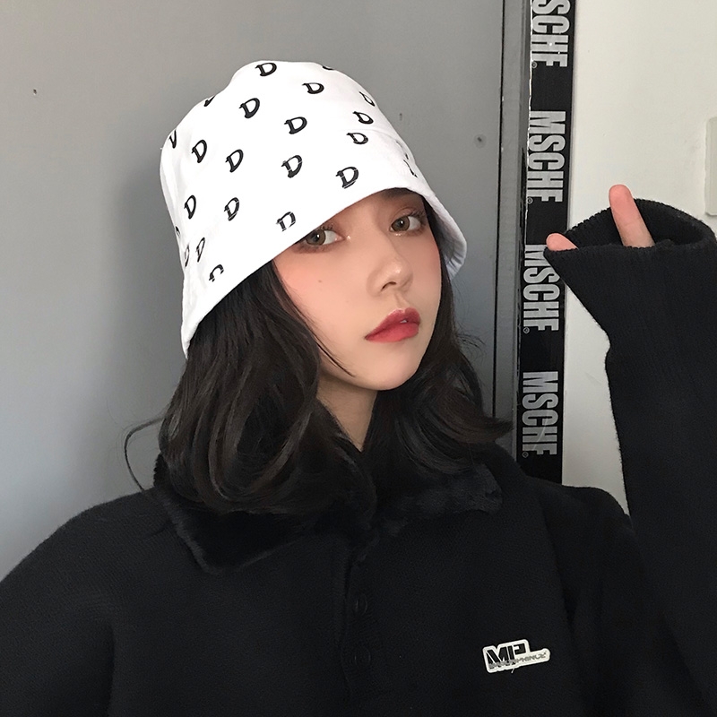 Printed bucket hat