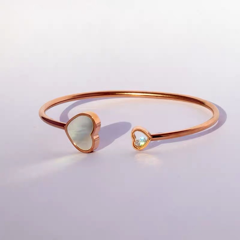 The same style of titanium steel gold-plated bracelet as the Internet celebrity, stainless steel bracelet, open bracelet detail image 1
