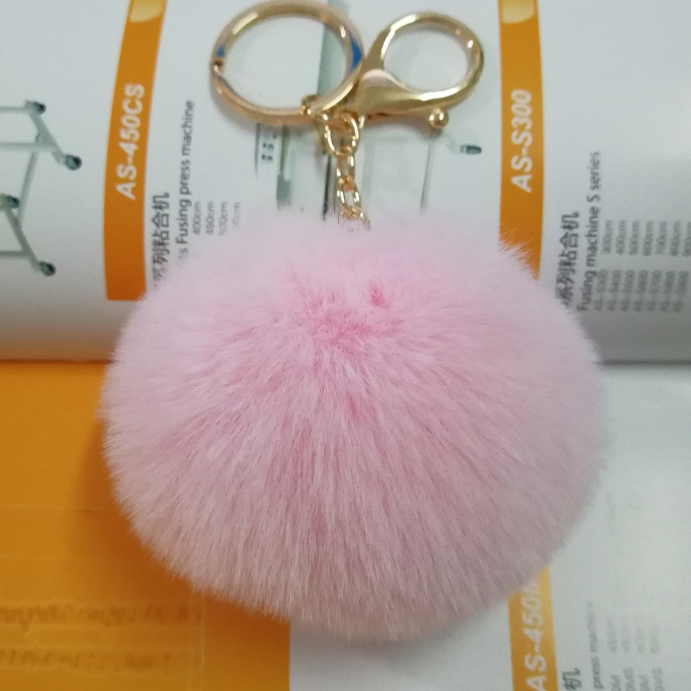现货毛球钥匙扣 时尚包包挂件 学生书包挂饰礼品