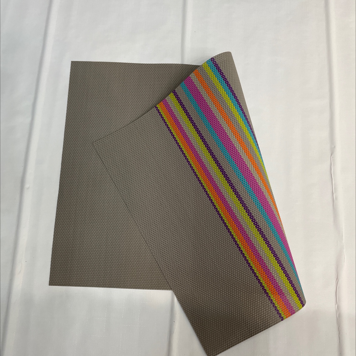 Iridescent Grey Specification drawing