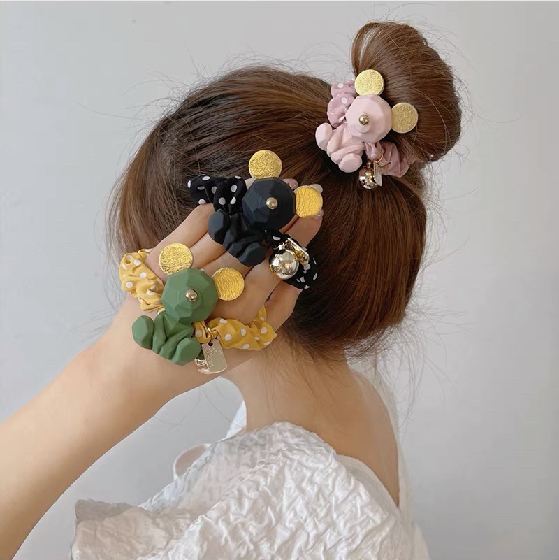 Cute ins style large scrunchie summer holster female head rope 2021 new simple all tie hair leather band