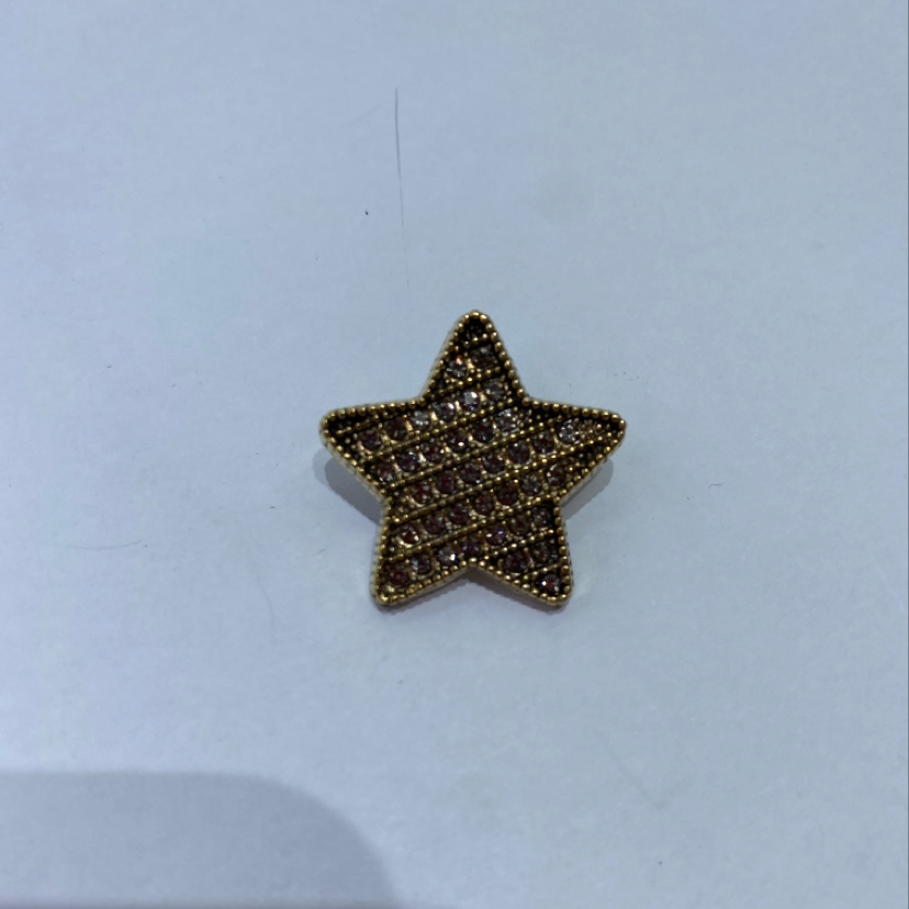 Five-star grey diamond