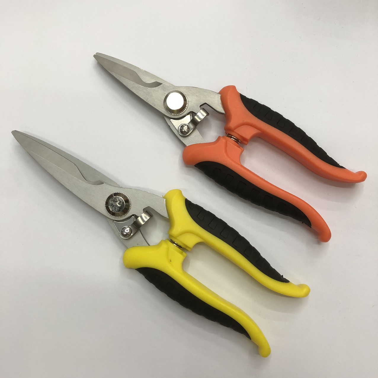 Electronic scissors, factory direct sales, complete specifications of hardware tools, complete packaging