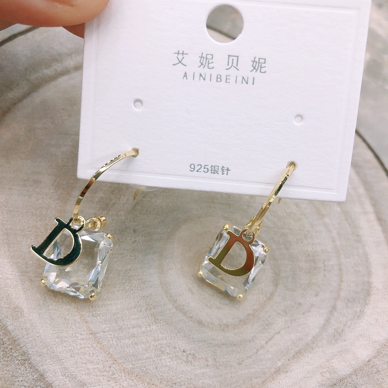 Unique silver needle stud earrings for women in summer, 2021 new style, trendy, elegant and high-end earrings and earrings