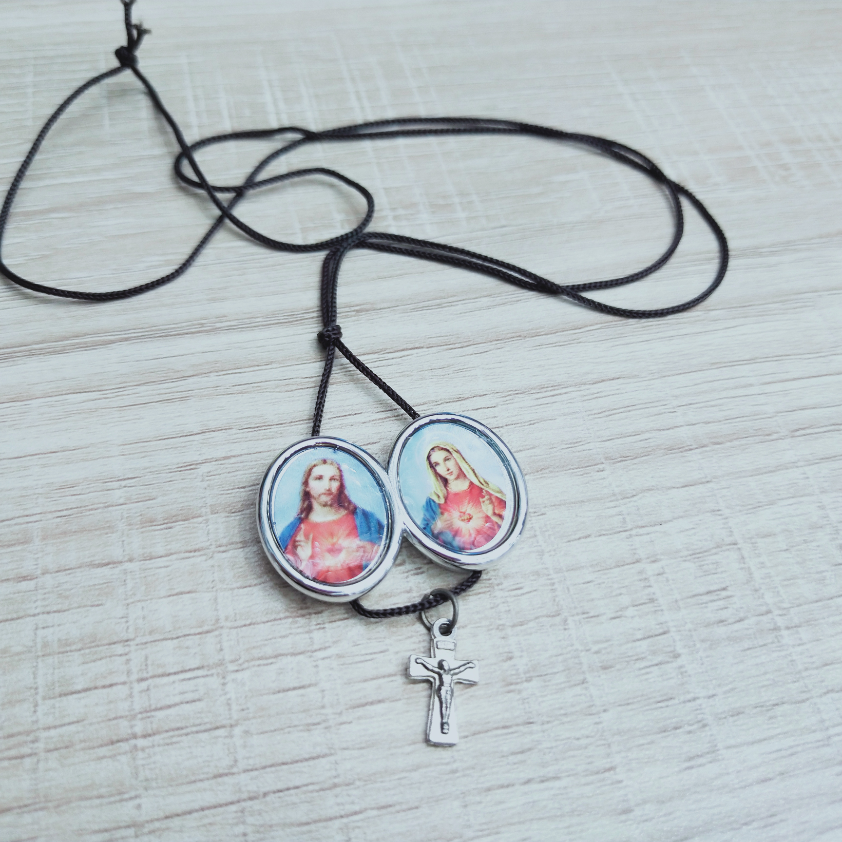 Huayu Jewelry: Necklace 14