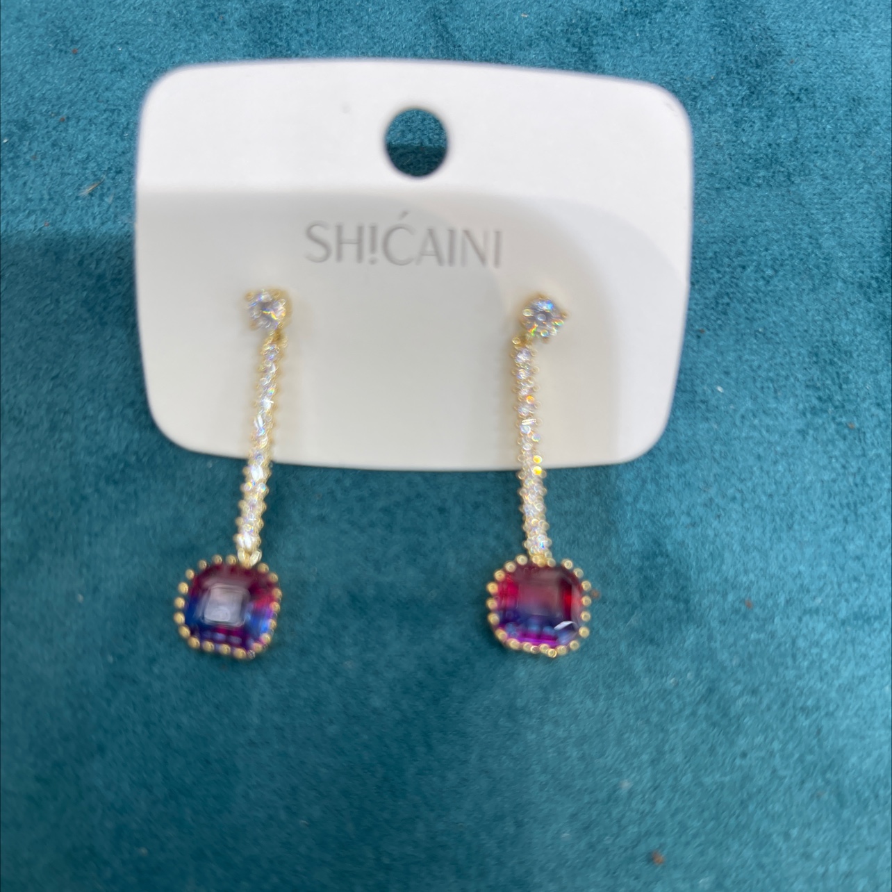 Purple air comes from the earring