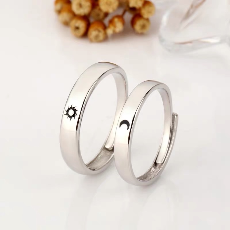 Japanese and Korean small diamond ring, women's fashionable, unique and niche design, titanium steel light luxury exquisite ring 3 Specification image